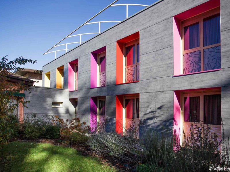 6E742307542538148F53B919456F8FC2