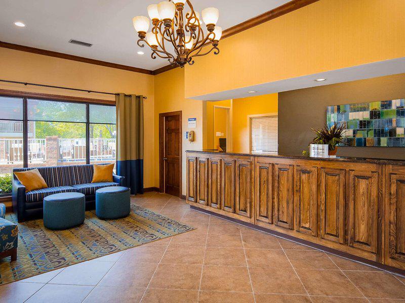 9B9B2412F1FF47E9C4CF812B85A28345