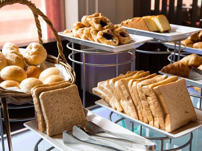 1E68111D2D10FBCE8798C6A93F157A10