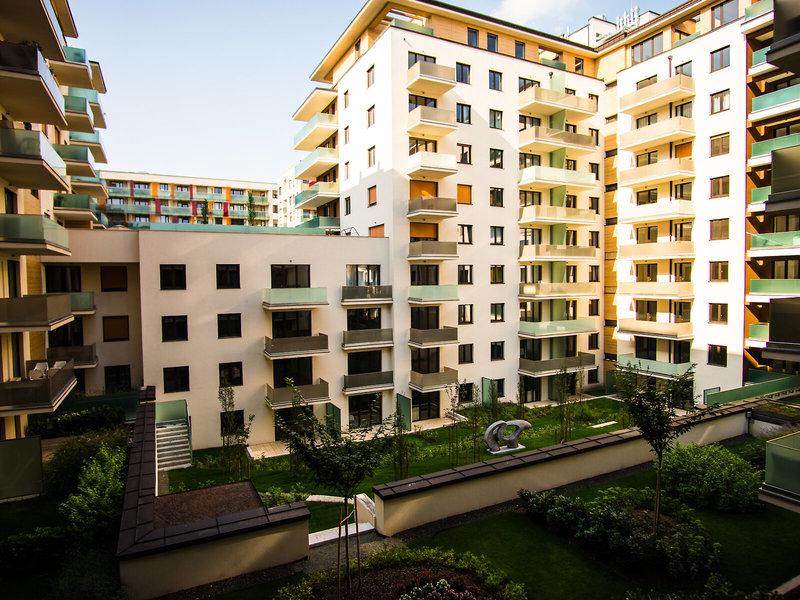 19516ADF3242D66F15785663626FCEE1