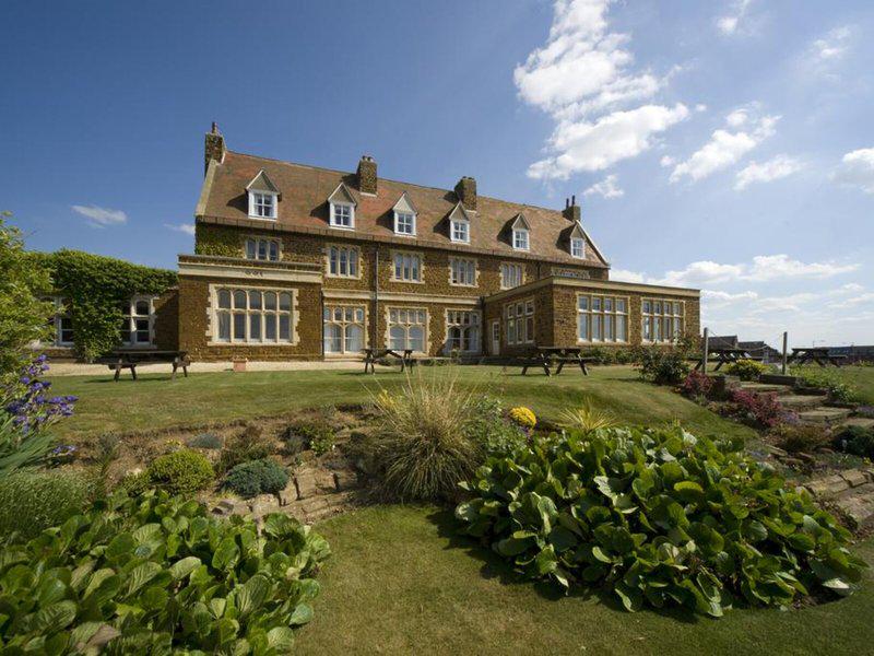 AE1A4E2EBD95B32DFAE8576687FC145B