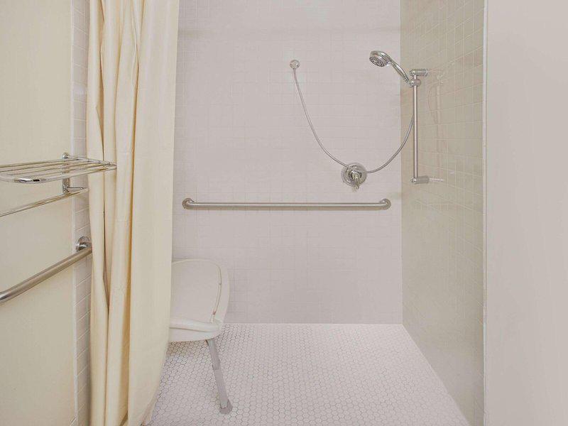 B69883E94CB4E1866270A866759ED6F5