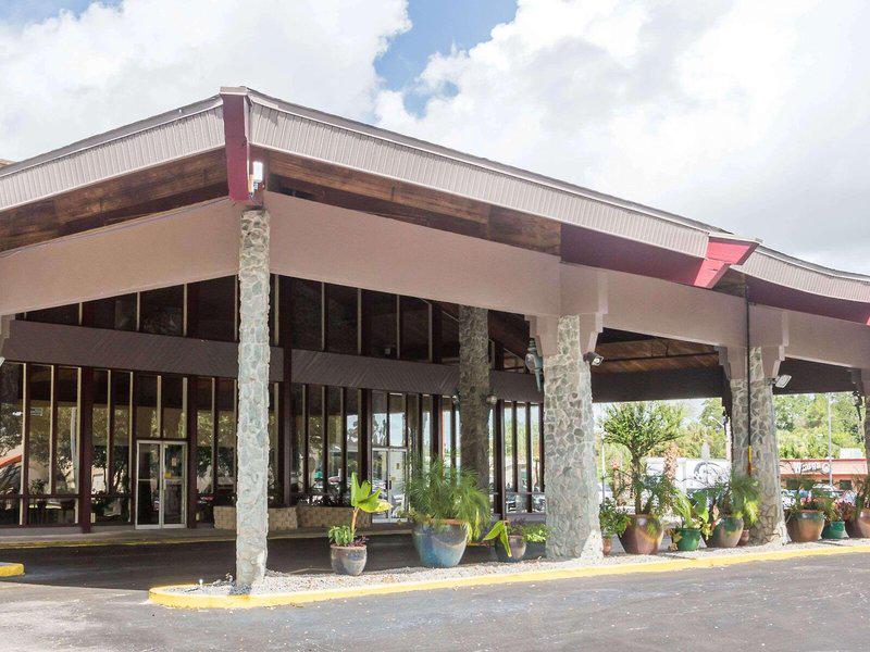 366805BCEFE30F48A28822895E35B993