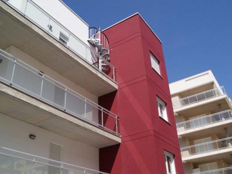 E4DA68AB6300D0951CF47B762A869D6C