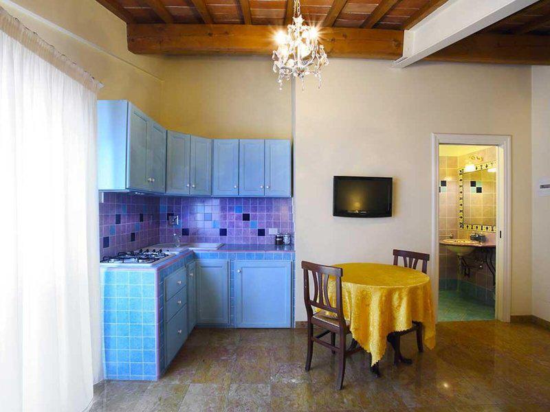 212923229526D9EDA9D735BB884FEC1F