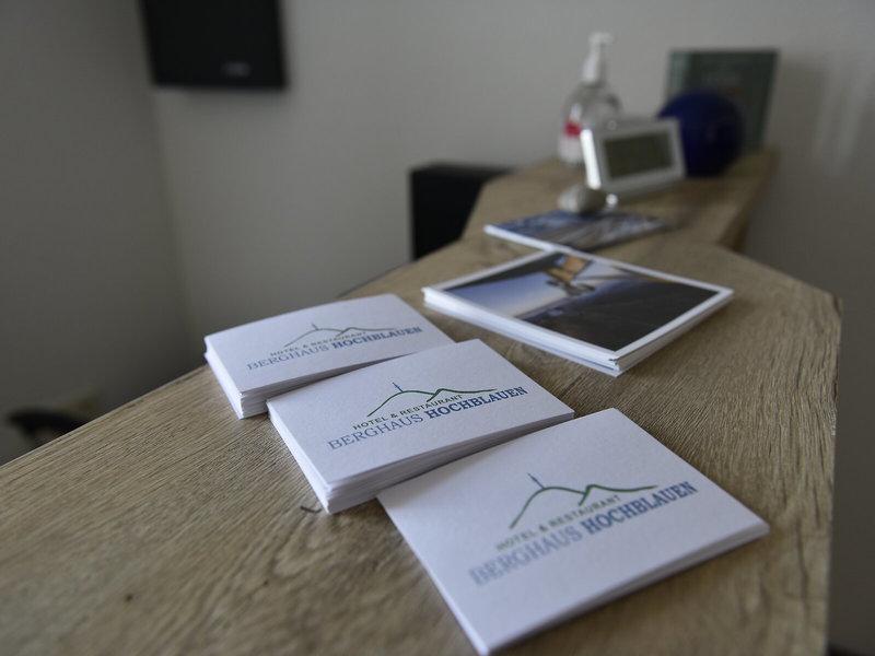 F53B18C93274E735E4D7947B25447305