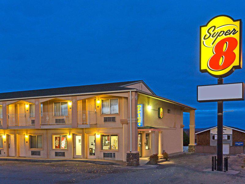 C14B9EEA44D84474315BFD7D097F4DEC