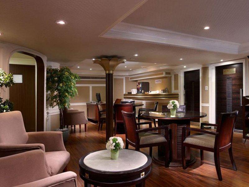 1A9BD7E041301F63ECB9542A1027EF55