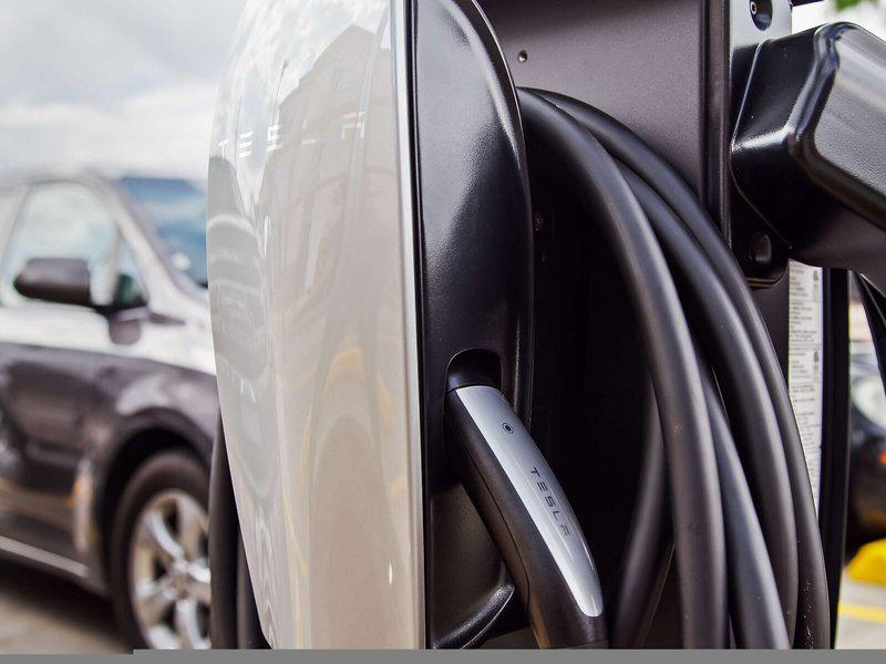 EEDD22FC6CE41F3390B5F6A43ECE6261