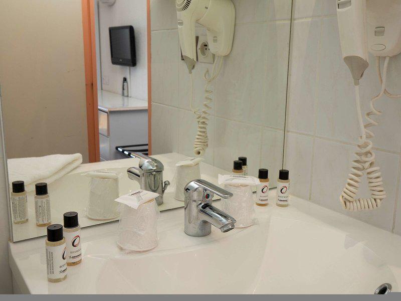 56D16680BD0685E21C66303C8710A62E