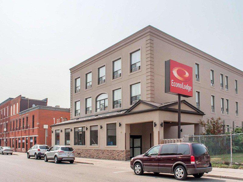 BC2AE6CA96E16B1DA7A71F0C5D94B360