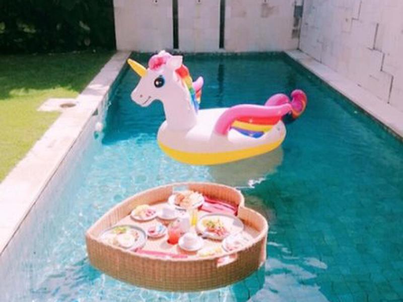 D9E4F5AEB24E26CBD7AD72D1CB9890E8