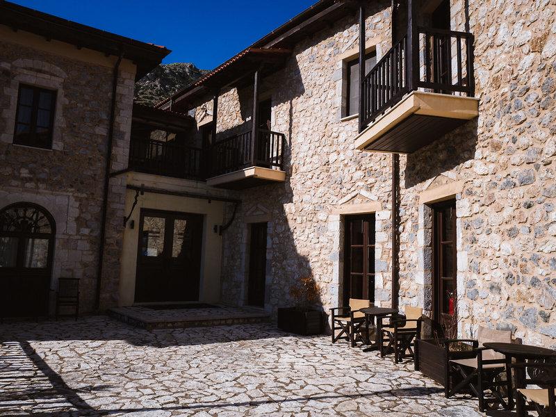 CCF51D4311C44B9E5B7F41FA4FBA5E78