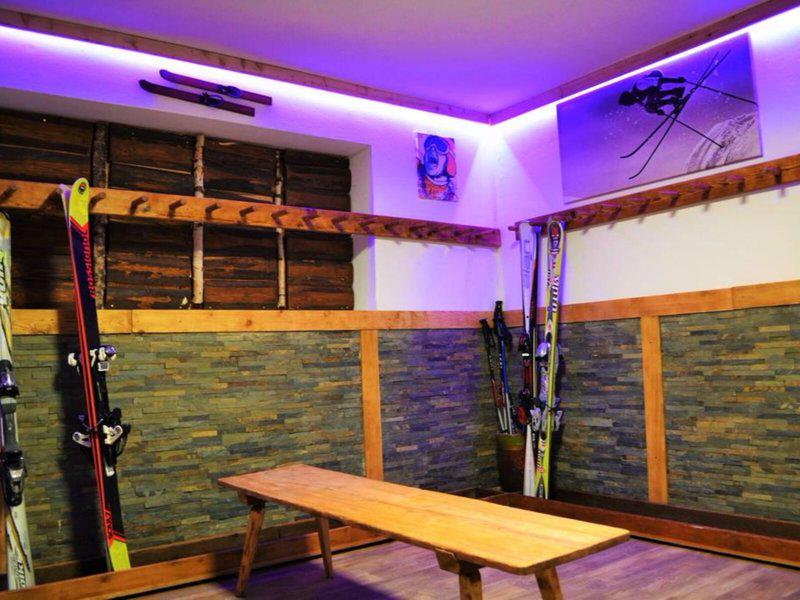 A3372346AAAE80673133F6F967417695