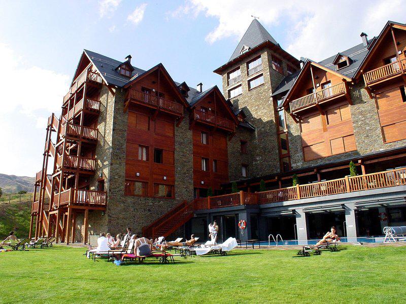 324435A9074A6C048A74A17E12D2CCB6