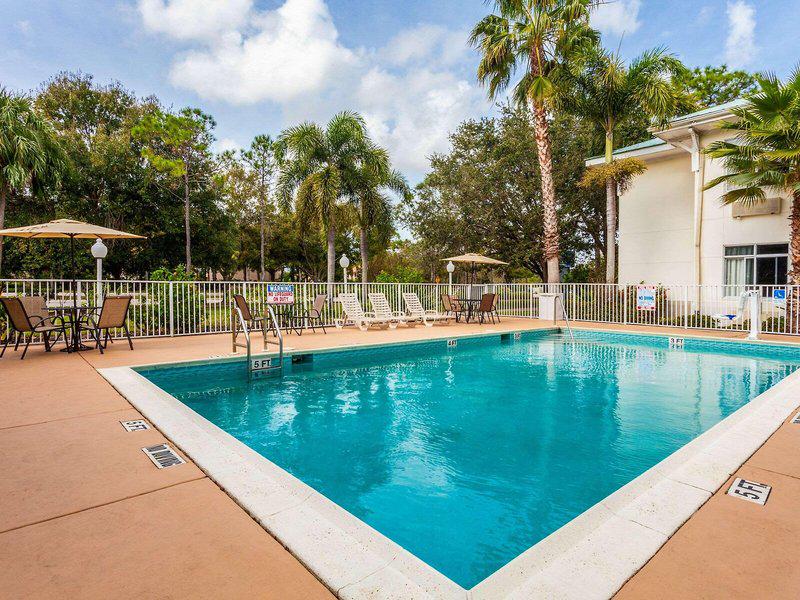 07EFB87AA8E4B322743C45E2E3B7D644