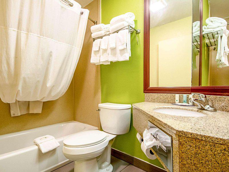 FA97D69D9FBD28B5C2E5ADC5663BC2BD