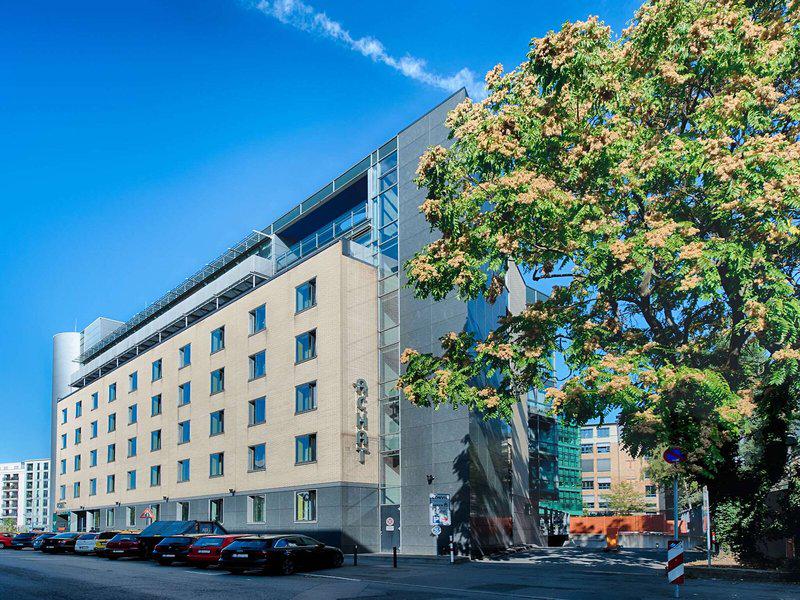 8F1F4D15FB1623A6AB6BDEF083EB0FCB