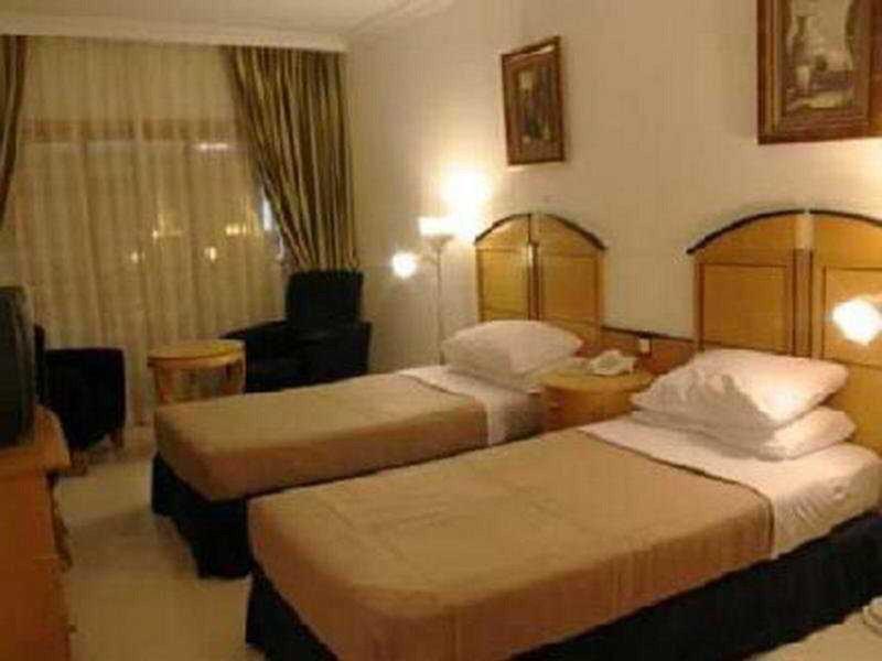 91287FE162E582B04E169787D5A5E479