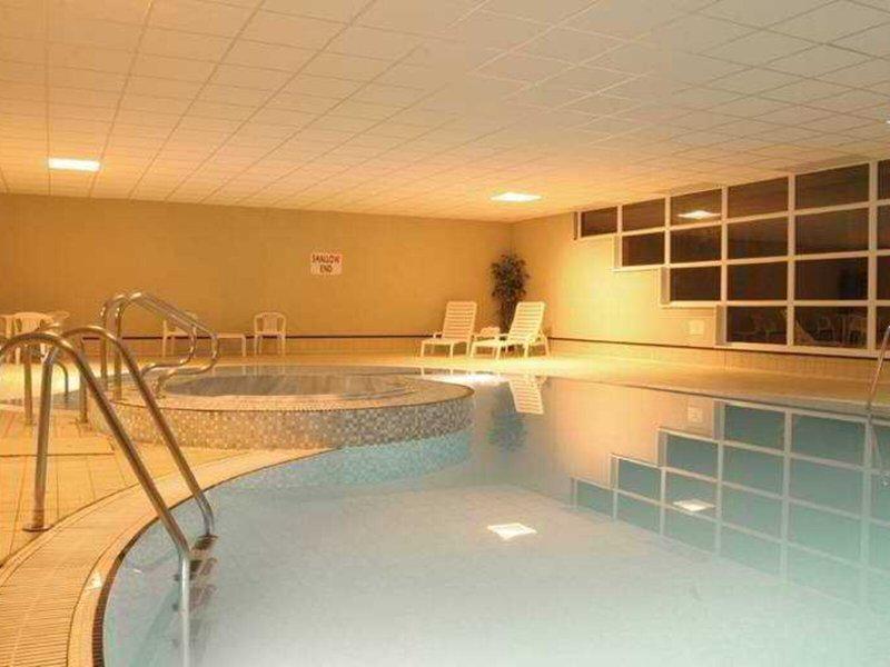 13EFE32D45FEA52E00941ADE1B2B47D0