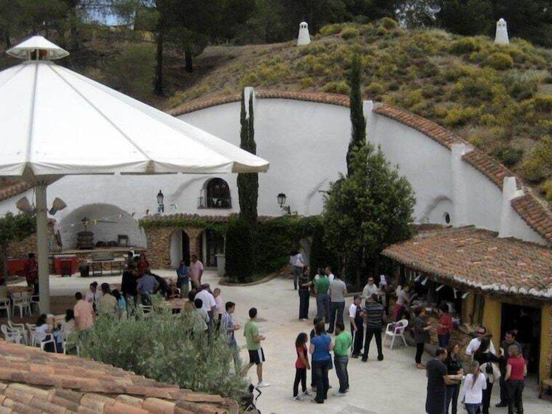 294755575DCA64CCF50783B3A9B8F6D6