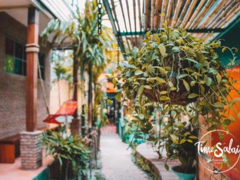 A82B27B39B4791F6B99E292C16B2149C