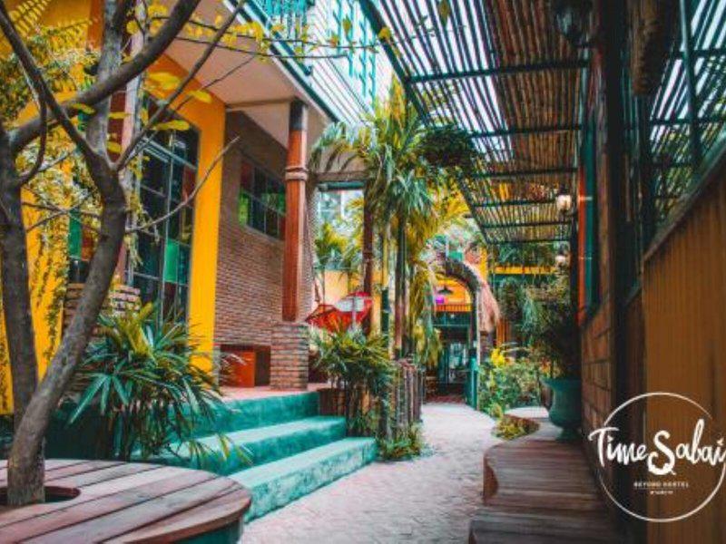 FB0A4C19FA5567D35EF27852DB801D76