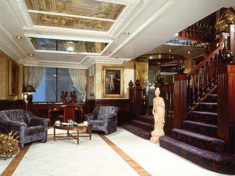 5EDB47E36D9F754AEA2E3705B06F94BD