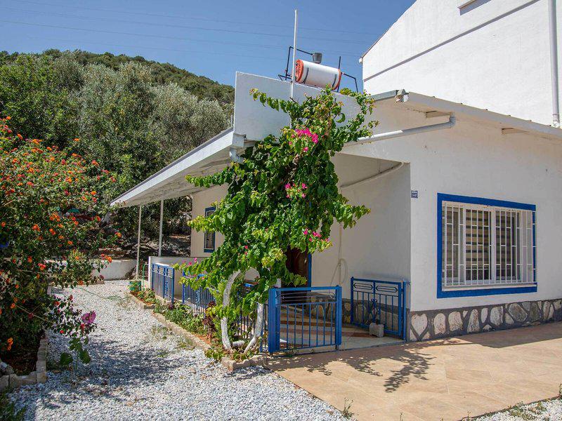 89DAA5C57964C880CFD7B7E76D0094A8