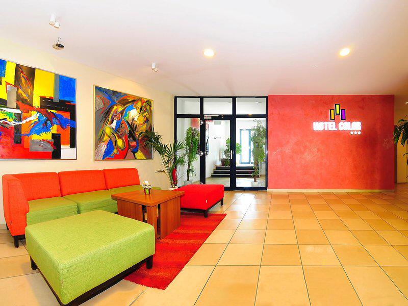 93E24E6A9B7F08FA9B7A4E680BD19E83