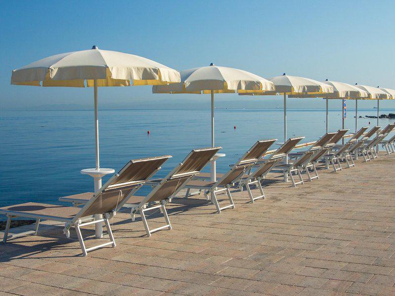 CB8CEF8EF172AC3D88D70FD64A0ECFF8