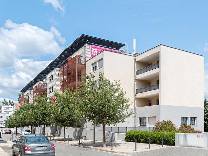 97B38F282C22F2717F0F7135C50129B7