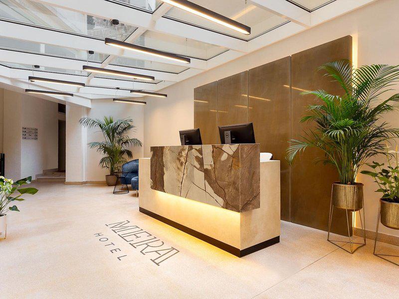 438086C7BB299E41F2917F708D5A2D6B