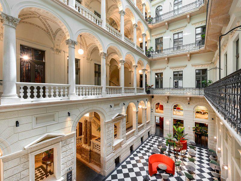 7BE6887DB70474A5BB106D3A511F07EF