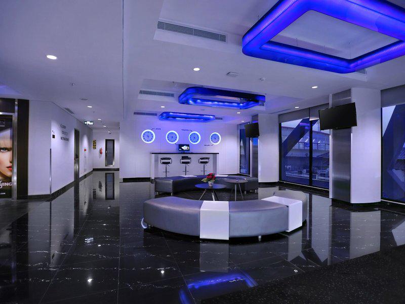 DC1D31A402DE1FF00F7AE93DF26CBF6F