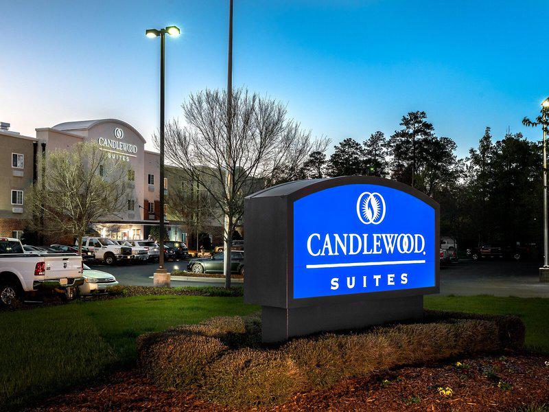 382BD0526CA902F28AC99D05B20AD5FE