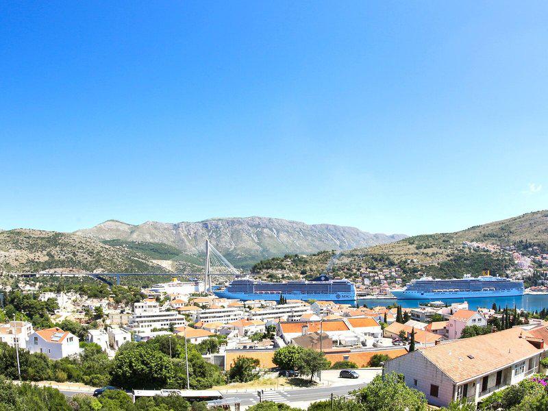 7FB8353C12A28F5F949AE634BE6C345E