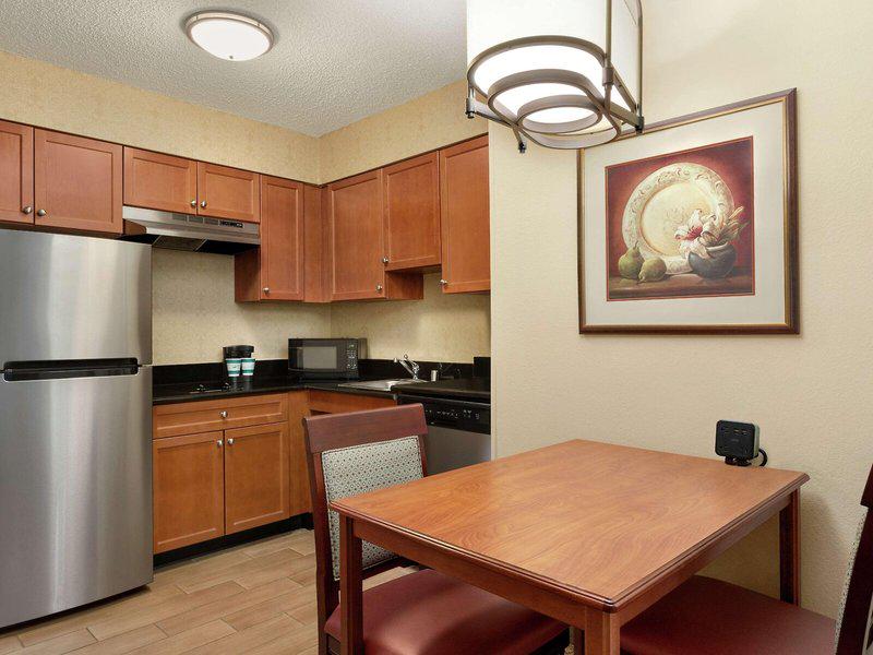 BE380CBCB72C5614B8D12F59A968E4C3