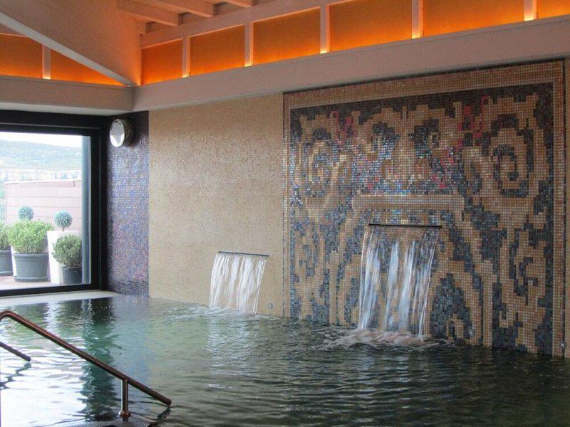 CC95F04CCE55DA74C427F9F9EFC5258B