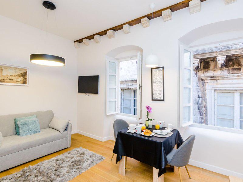 DCF4678106E0B52D80761D5D47B0D298