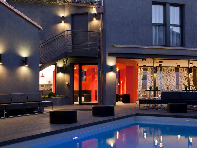 9FCDEBA76DD23A0C9181C4DEB53F3F2A