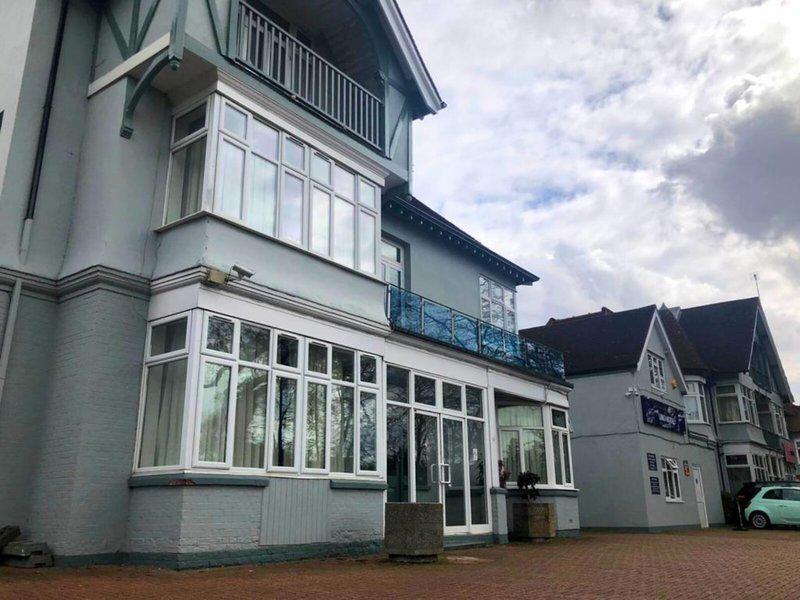 79AF1304814181ECB654A5DE8F7B3E34