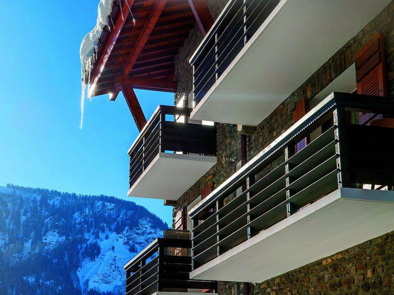 54796F845BC241A37F98FAB8EAB4FCD4