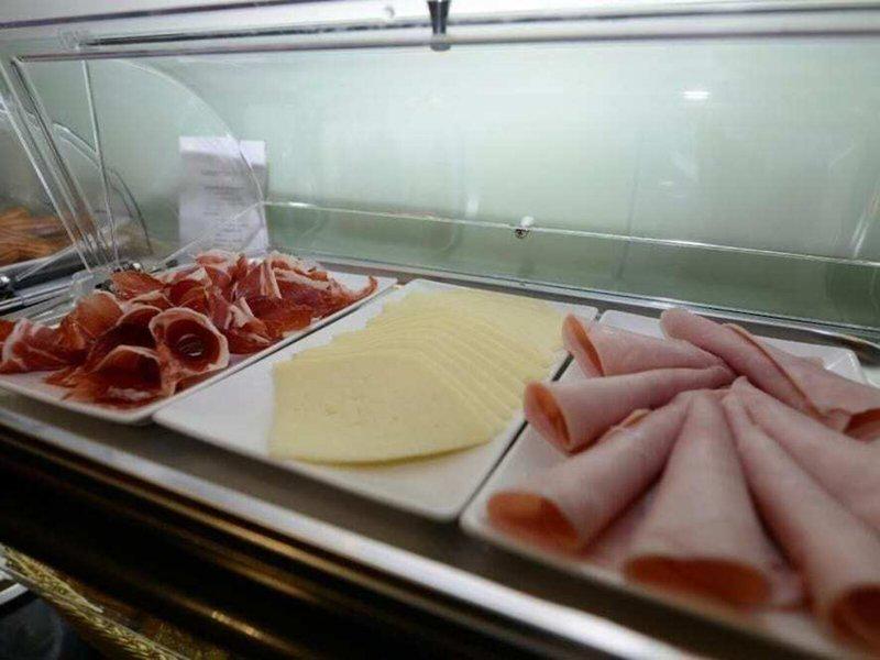 54E4B949E4326652DCDB1A9E855281E7