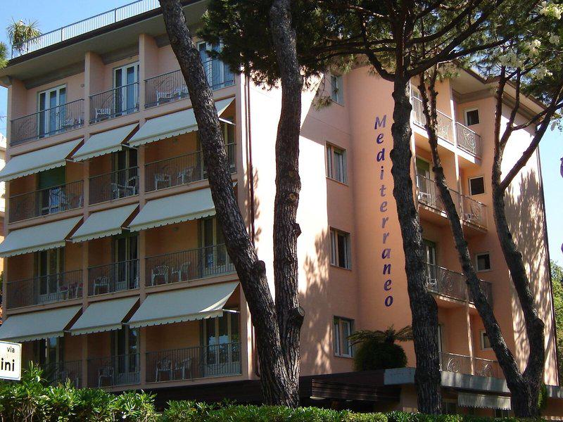 C1A31DDF399D10C0BFBD2F8FAE31E0CD