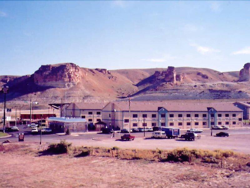 296D135F8DDC325F4BF4E084B4D8ED71