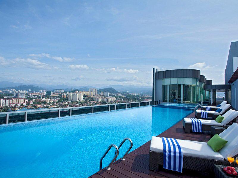 7C6486B78FEB41592189BC053DA7DB60