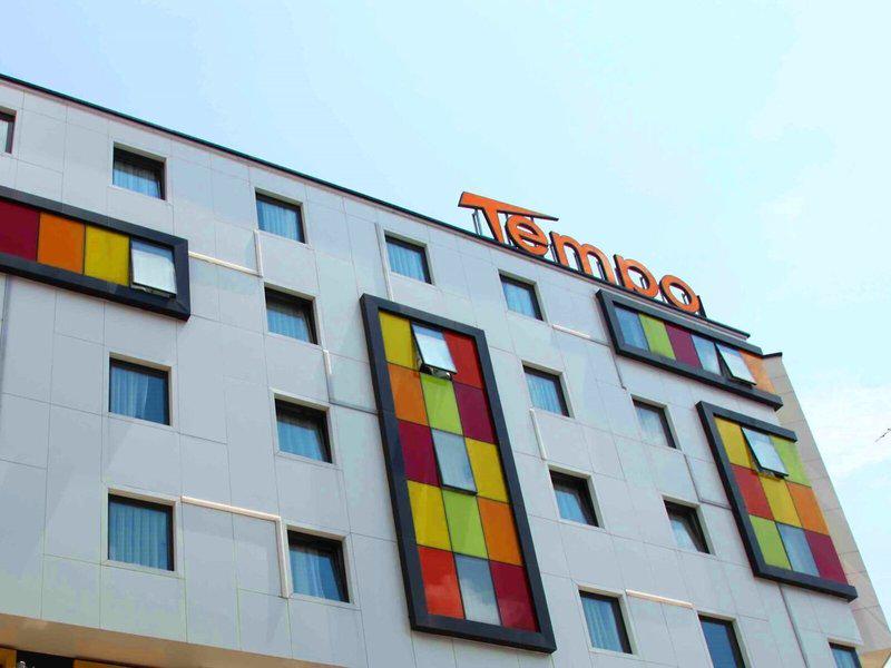 C37F116449316CE9F23CB68A537C9773