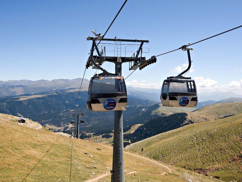 A26F7B7042FD3B2060498CA68BD5A29F