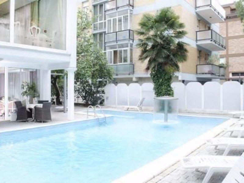 9BCC57043F3C80069F4128FD86F747E7